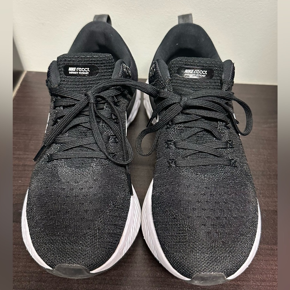 Nike react Women’s Black, Size 8.5 - Picture 3 of 11